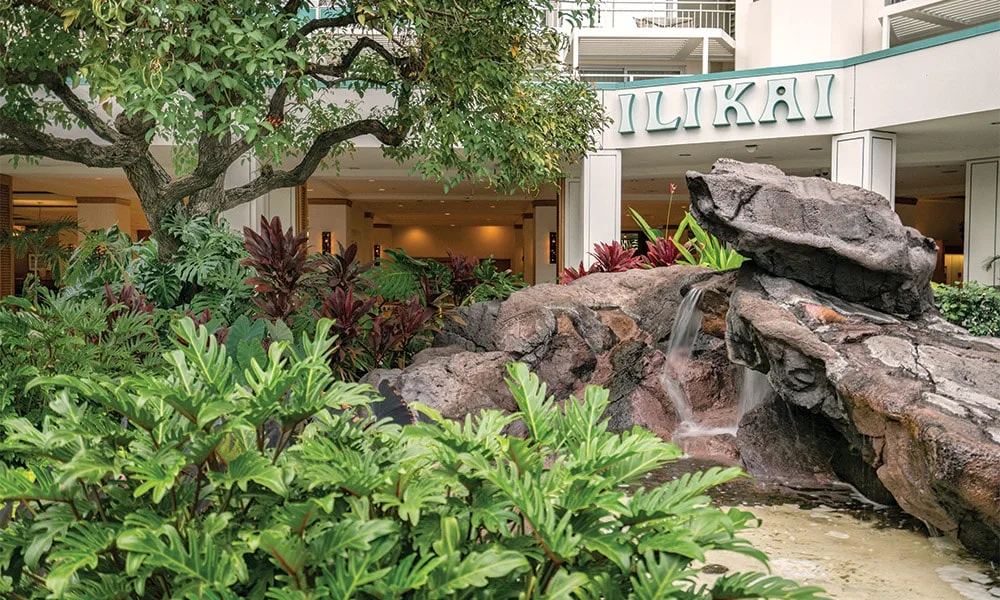 Waikiki Marina Resort at the Ilikai — Lush garden with waterfall feature